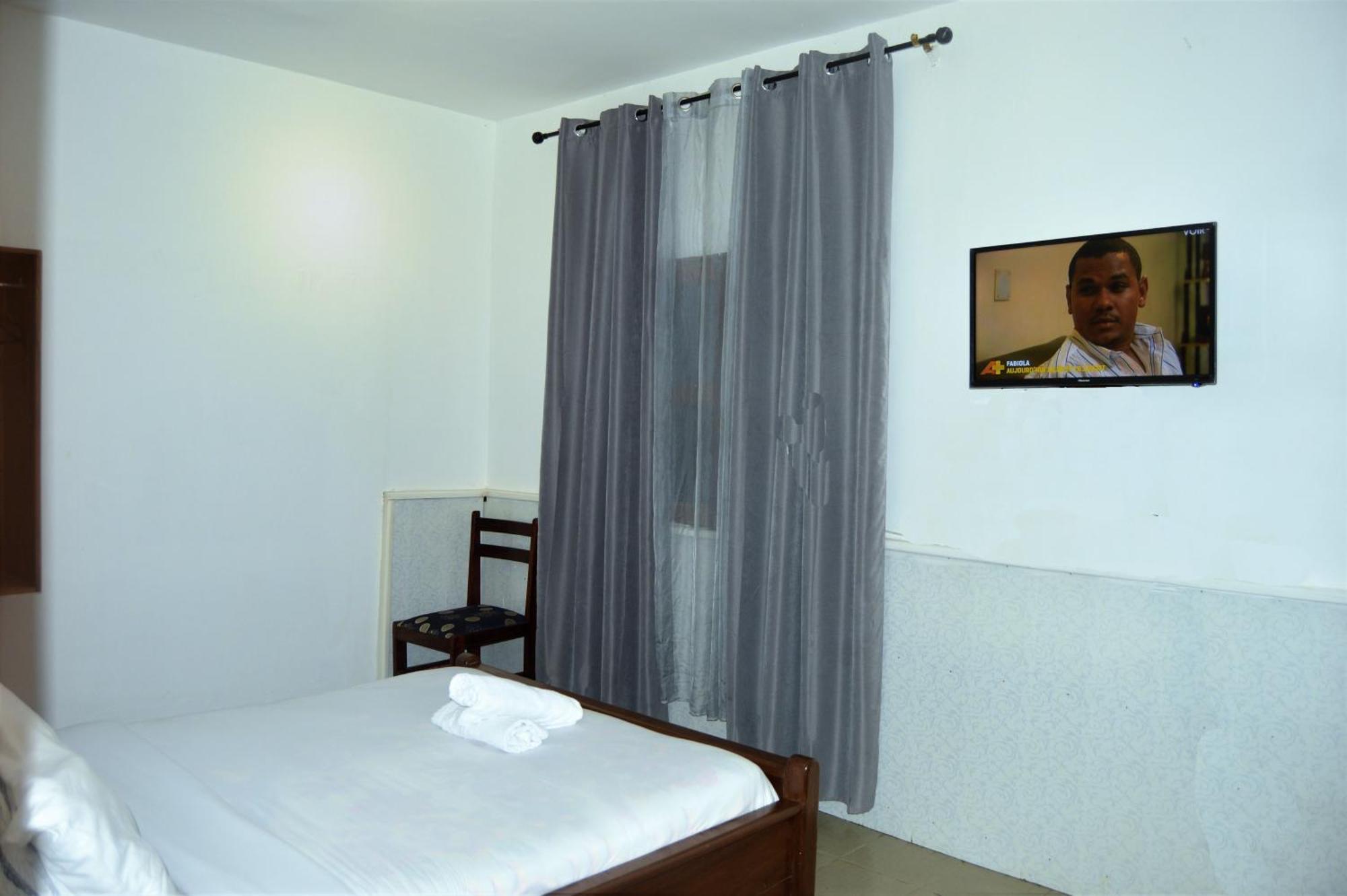Résidence Hôtelière l'Océane Kribi Chambre photo